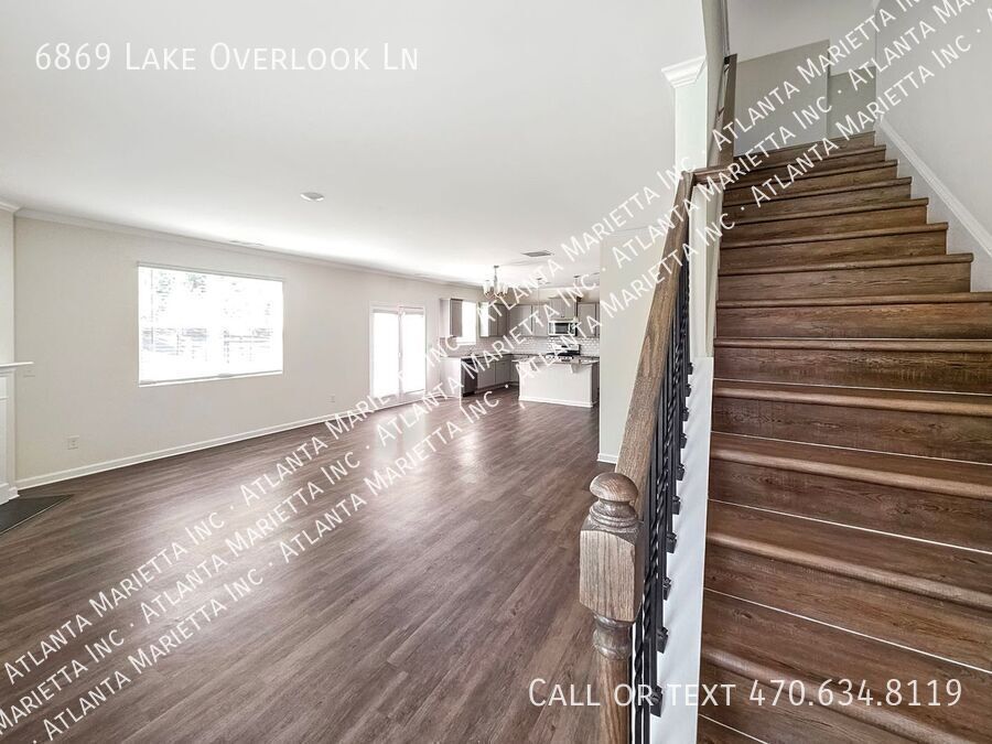 5-Bedroom Craftsman in Sterling on the Lake with Resort-Style Amenities property image