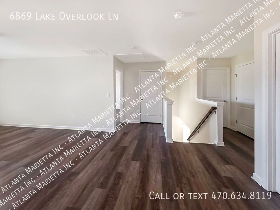 5-Bedroom Craftsman in Sterling on the Lake with Resort-Style Amenities property image