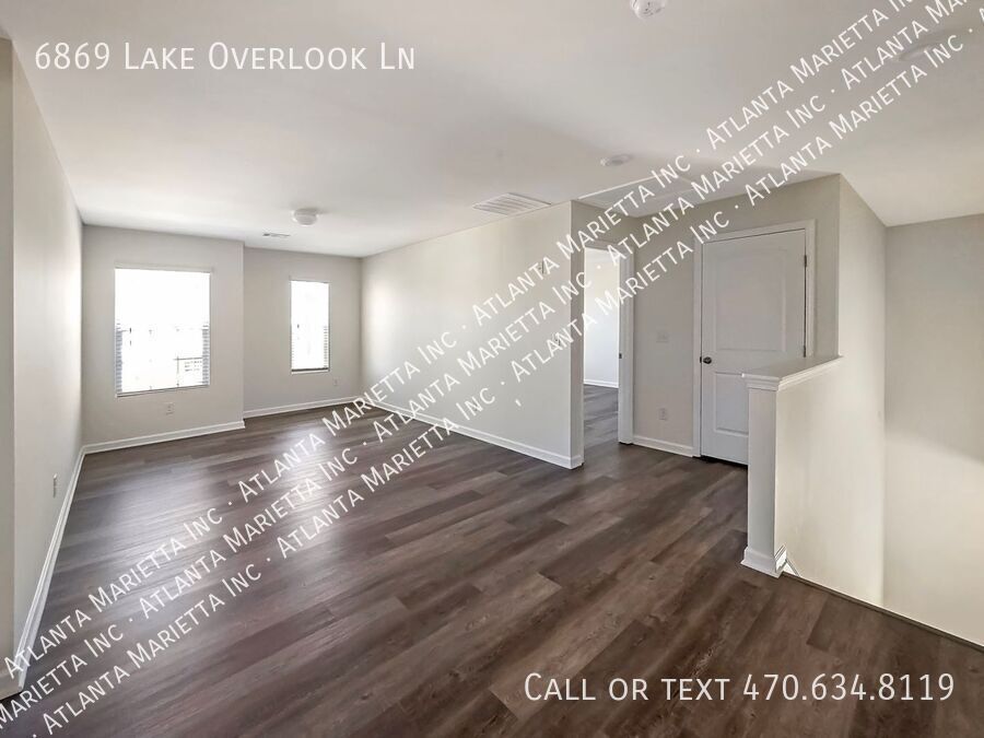 5-Bedroom Craftsman in Sterling on the Lake with Resort-Style Amenities property image