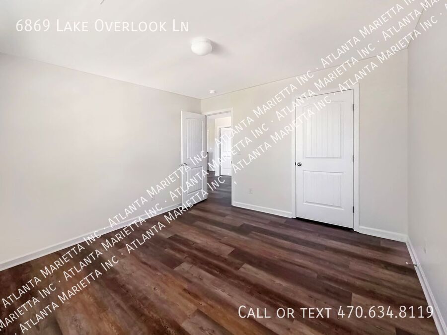 5-Bedroom Craftsman in Sterling on the Lake with Resort-Style Amenities property image