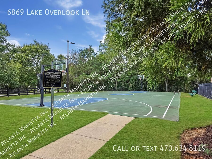 5-Bedroom Craftsman in Sterling on the Lake with Resort-Style Amenities property image