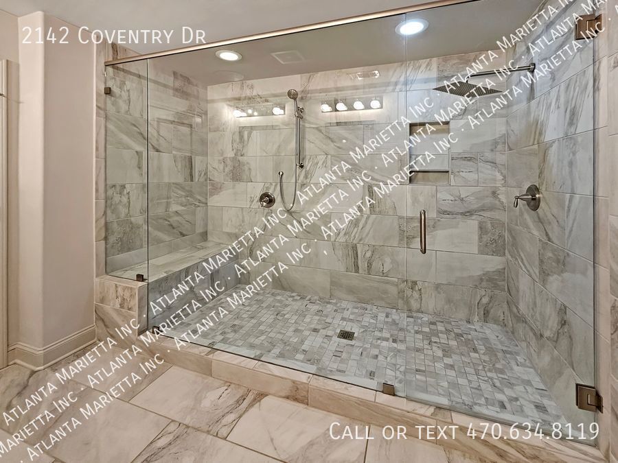 Luxury Brookhaven Townhome in Gated Townsend Community property image