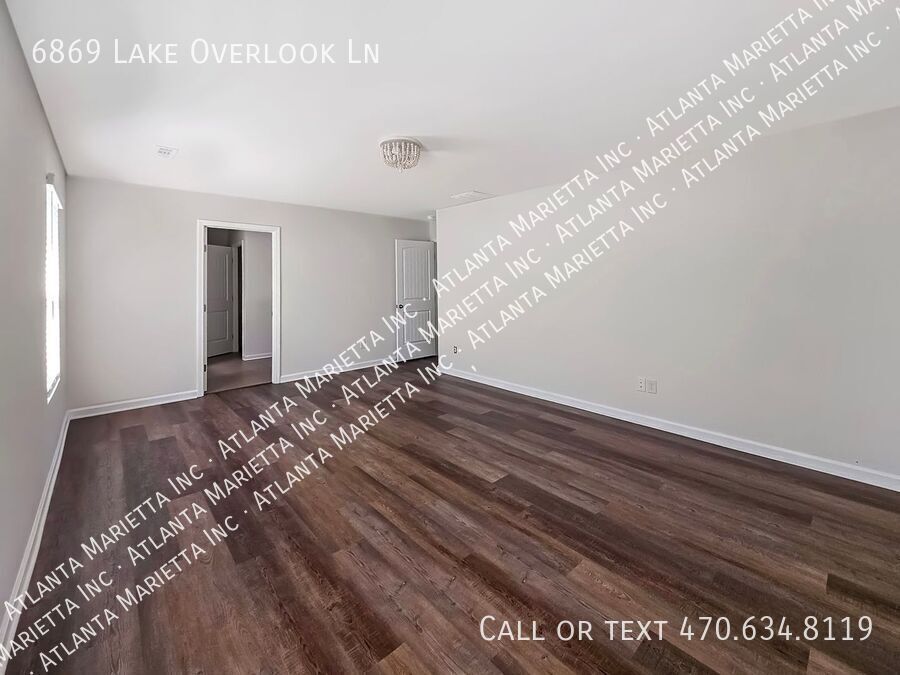 5-Bedroom Craftsman with Resort-Style Amenities in Sterling on the Lake property image