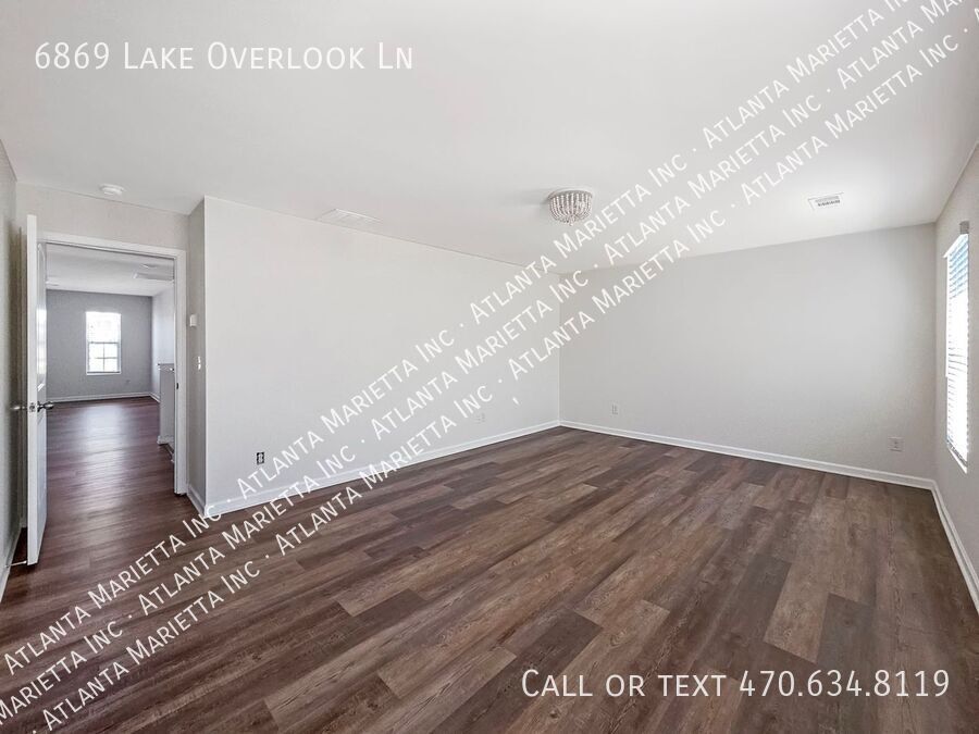 5-Bedroom Craftsman with Resort-Style Amenities in Sterling on the Lake property image