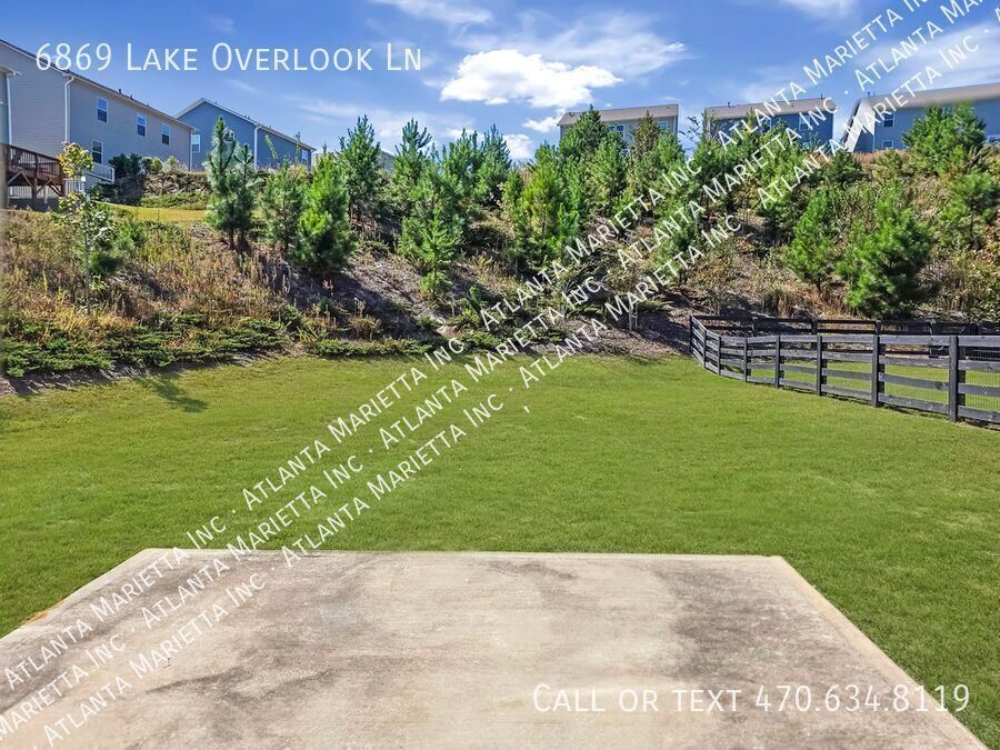 5-Bedroom Craftsman with Resort-Style Amenities in Sterling on the Lake property image