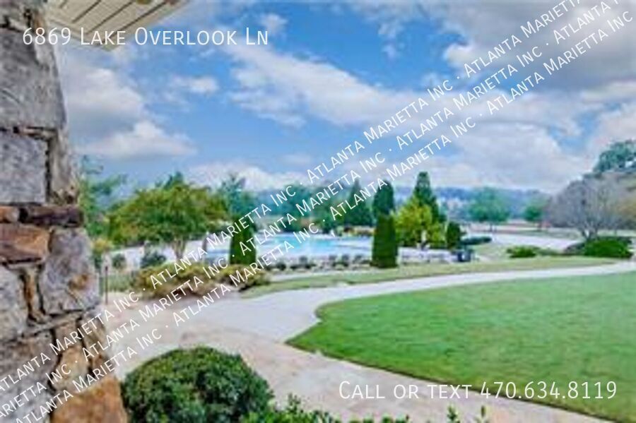 5-Bedroom Craftsman with Resort-Style Amenities in Sterling on the Lake property image