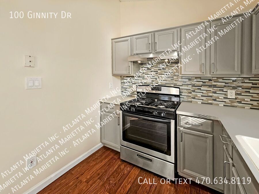 Charming 3 Bed, 2 Bath Split-Level Home in Douglasville property image
