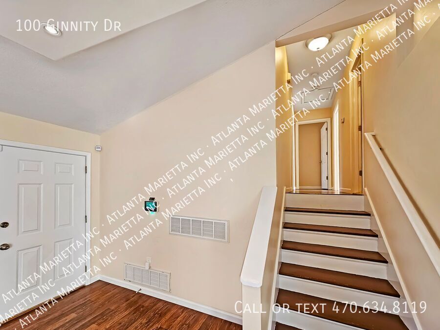 Charming 3 Bed, 2 Bath Split-Level Home in Douglasville property image