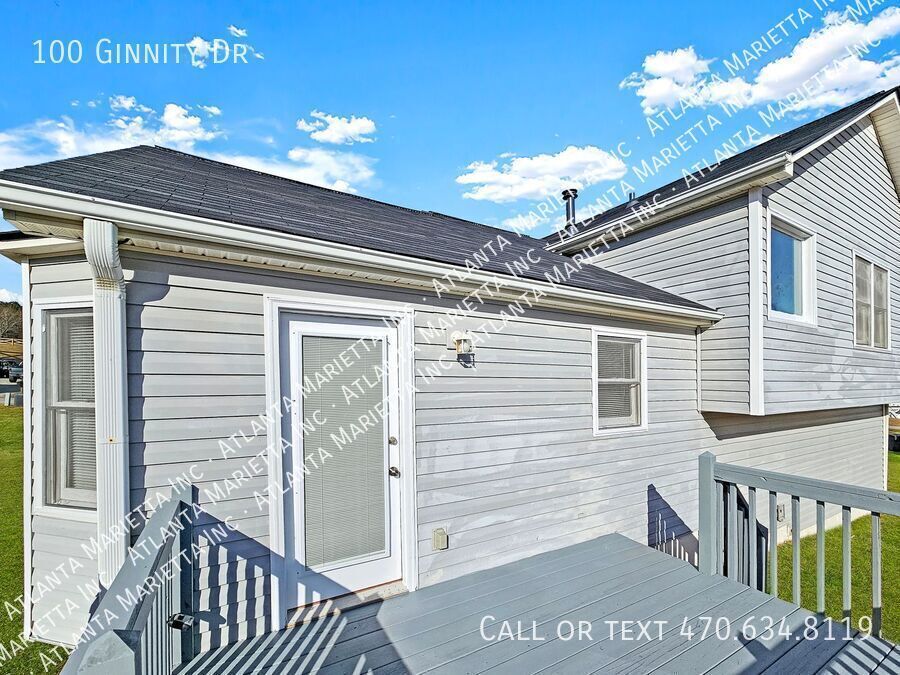 Charming 3 Bed, 2 Bath Split-Level Home in Douglasville property image