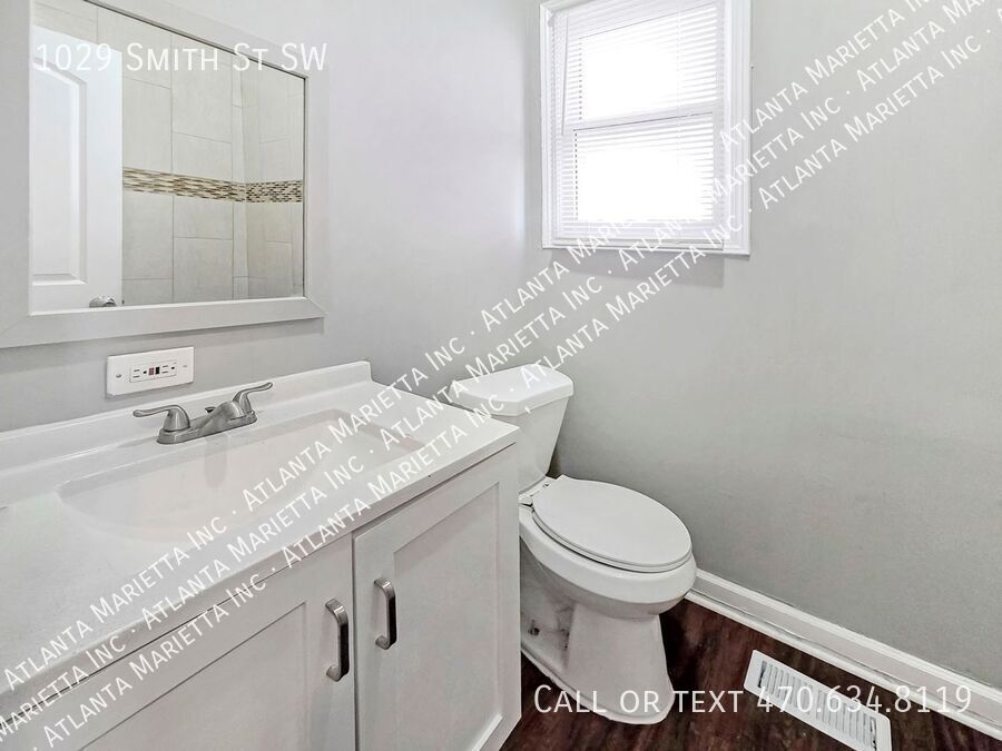 Recently Updated 4 Bedroom 2 Bath Ranch in the Pittsburgh area of Atlanta - Housing Vouchers Accepted property image