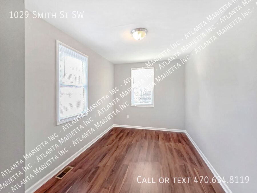 Recently Updated 4 Bedroom 2 Bath Ranch in the Pittsburgh area of Atlanta - Housing Vouchers Accepted property image