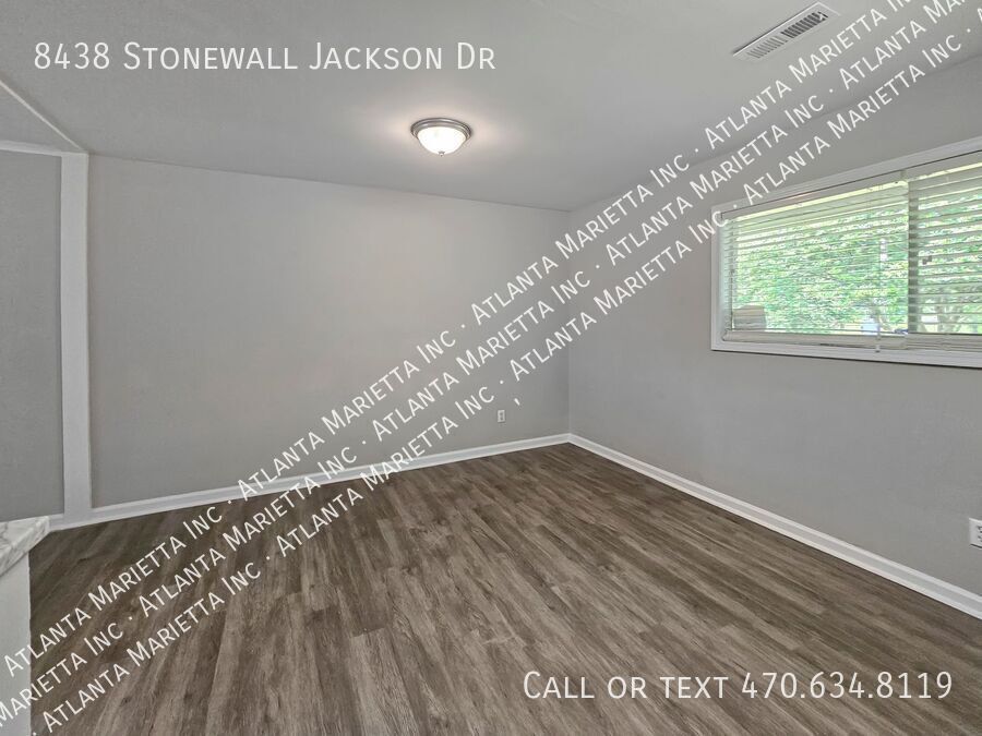 Updated 3-Bedroom Brick Ranch in Jonesboro with Fenced Yard & Prime Location property image