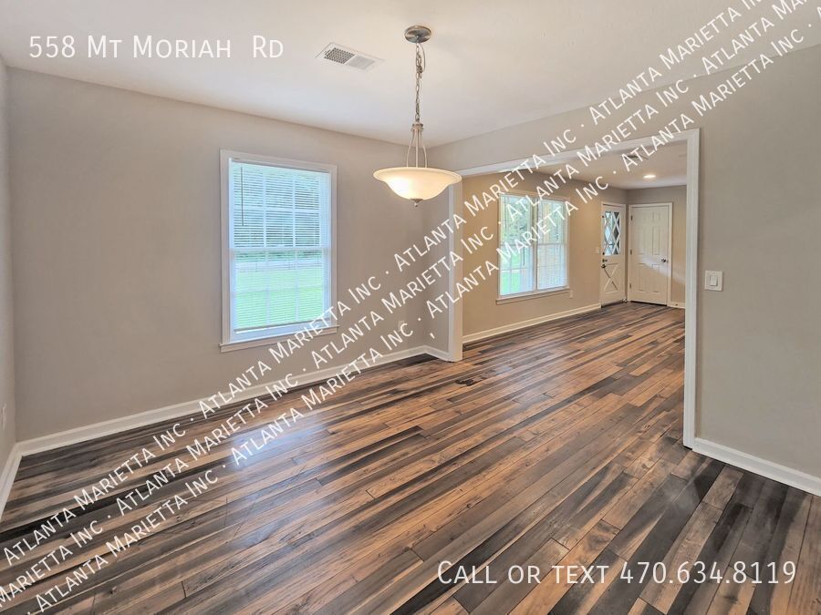 COMING IN JUNE! 3/2 Ranch in Dallas on Acre Lot property image