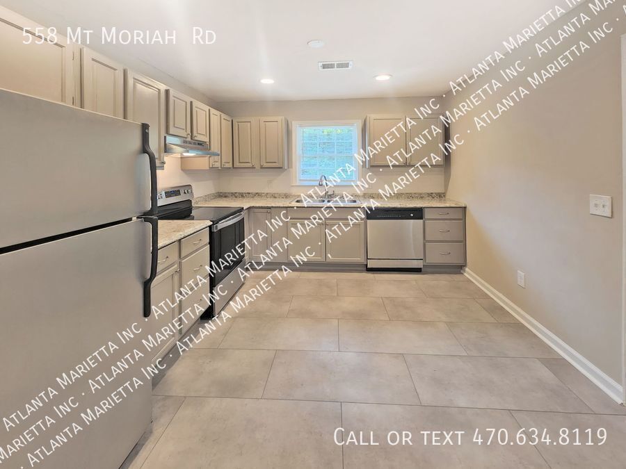 COMING IN JUNE! 3/2 Ranch in Dallas on Acre Lot property image