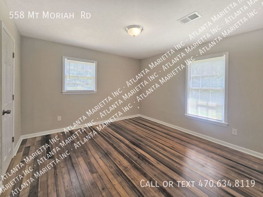 COMING IN JUNE! 3/2 Ranch in Dallas on Acre Lot property image