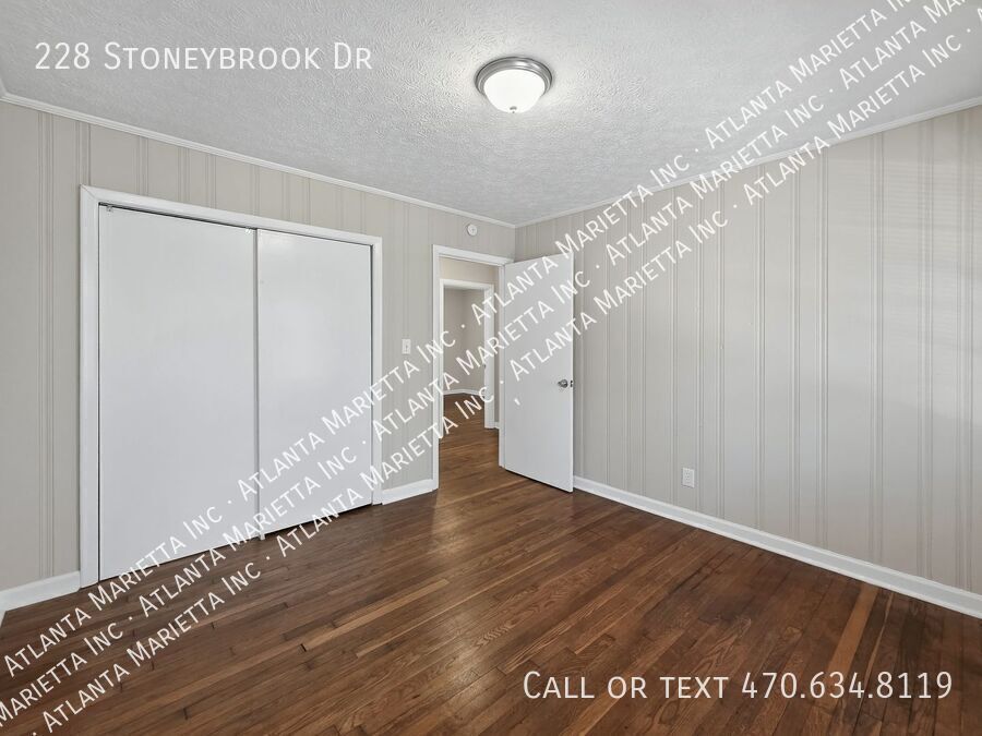 Charming Updated Ranch in Briarwood Hills | 3BR, Private Yard & Prime Location property image