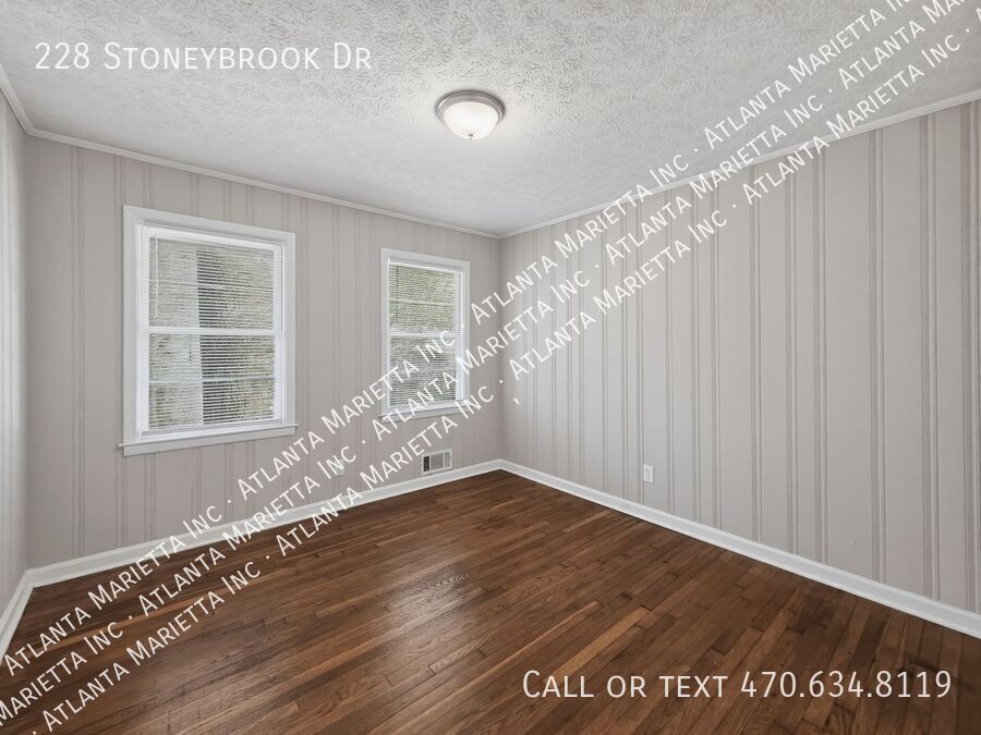 Charming Updated Ranch in Briarwood Hills | 3BR, Private Yard & Prime Location property image