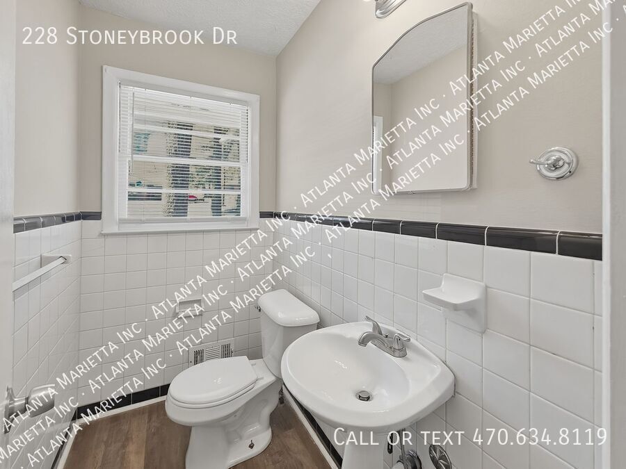 Charming Updated Ranch in Briarwood Hills | 3BR, Private Yard & Prime Location property image