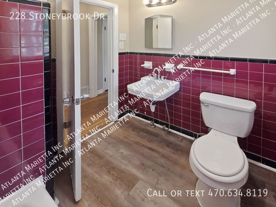 Charming Updated Ranch in Briarwood Hills | 3BR, Private Yard & Prime Location property image