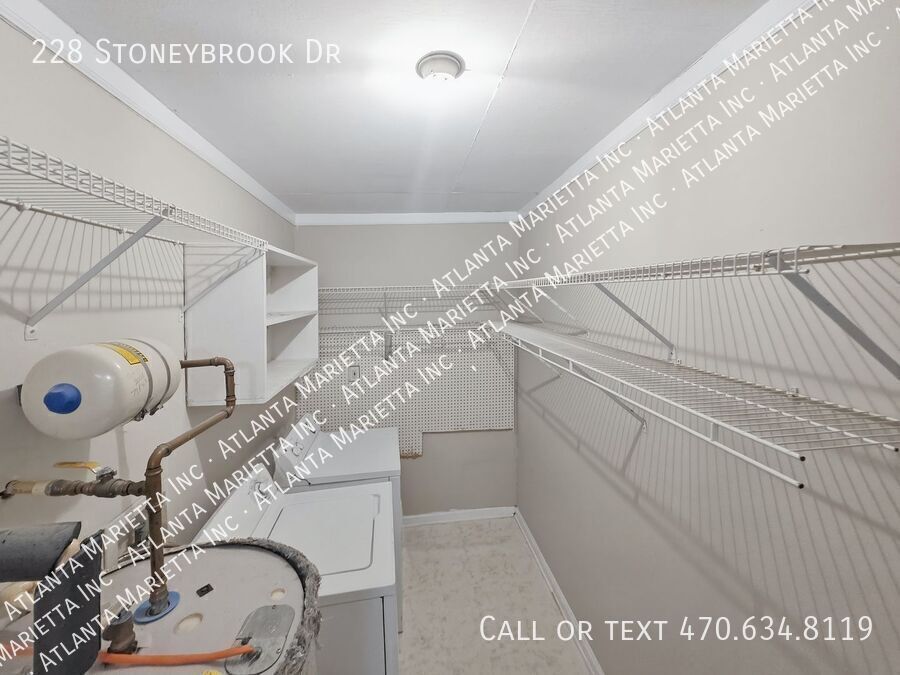 Charming Updated Ranch in Briarwood Hills | 3BR, Private Yard & Prime Location property image