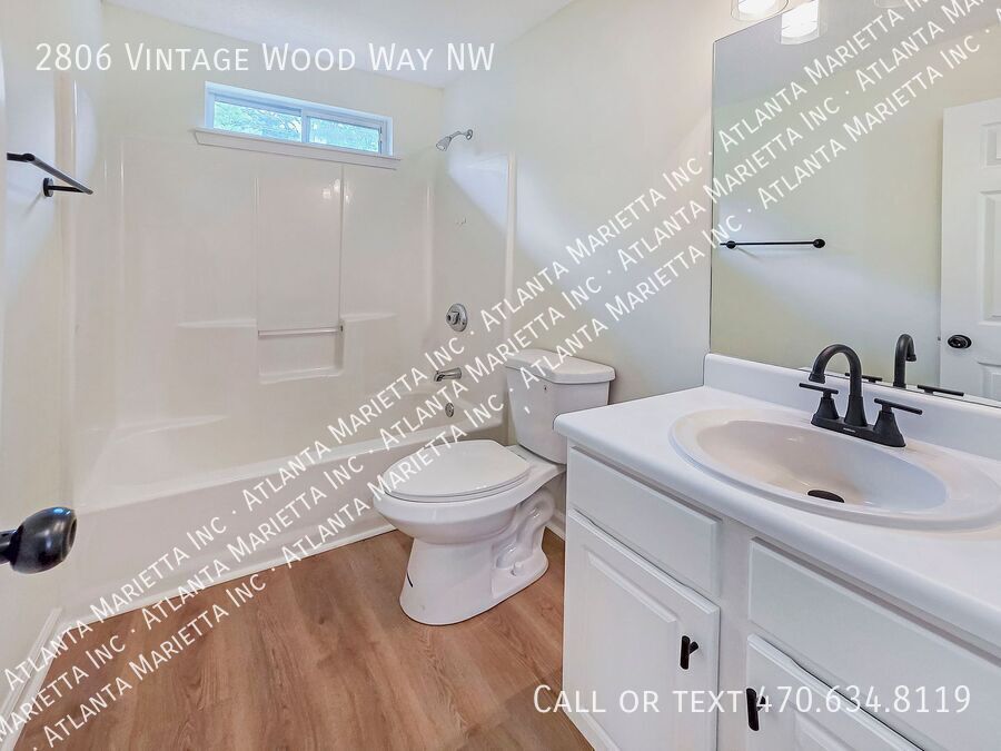 Beautifully Updated 3 Bedroom Ranch in Sought-After Ivey Park – Kennesaw property image