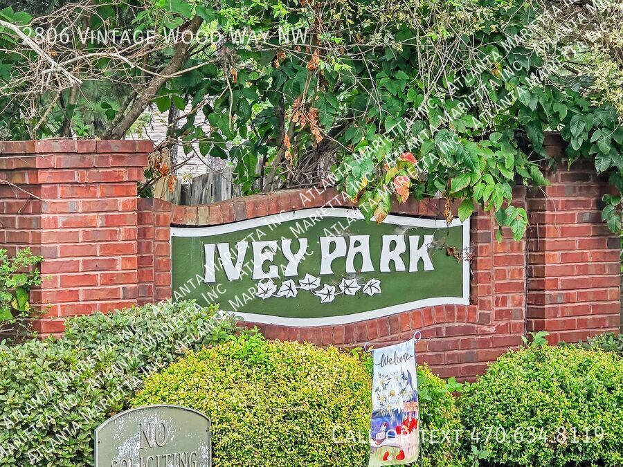 Beautifully Updated 3 Bedroom Ranch in Sought-After Ivey Park – Kennesaw property image