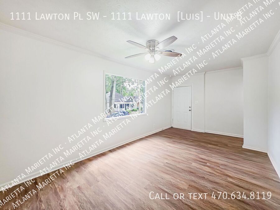 Updated 2-Bedroom Duplex with Modern Finishes in Atlanta’s West End - Housing Vouchers Accepted property image