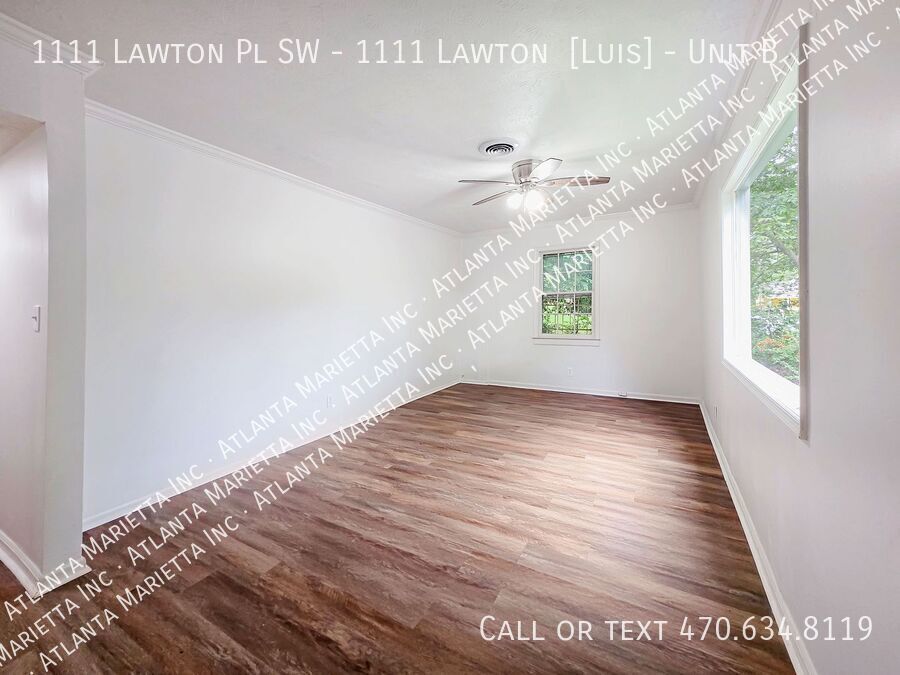 Updated 2-Bedroom Duplex with Modern Finishes in Atlanta’s West End - Housing Vouchers Accepted property image