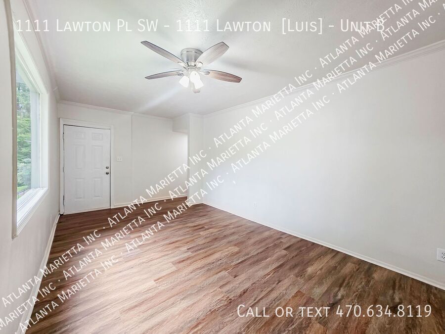Updated 2-Bedroom Duplex with Modern Finishes in Atlanta’s West End - Housing Vouchers Accepted property image