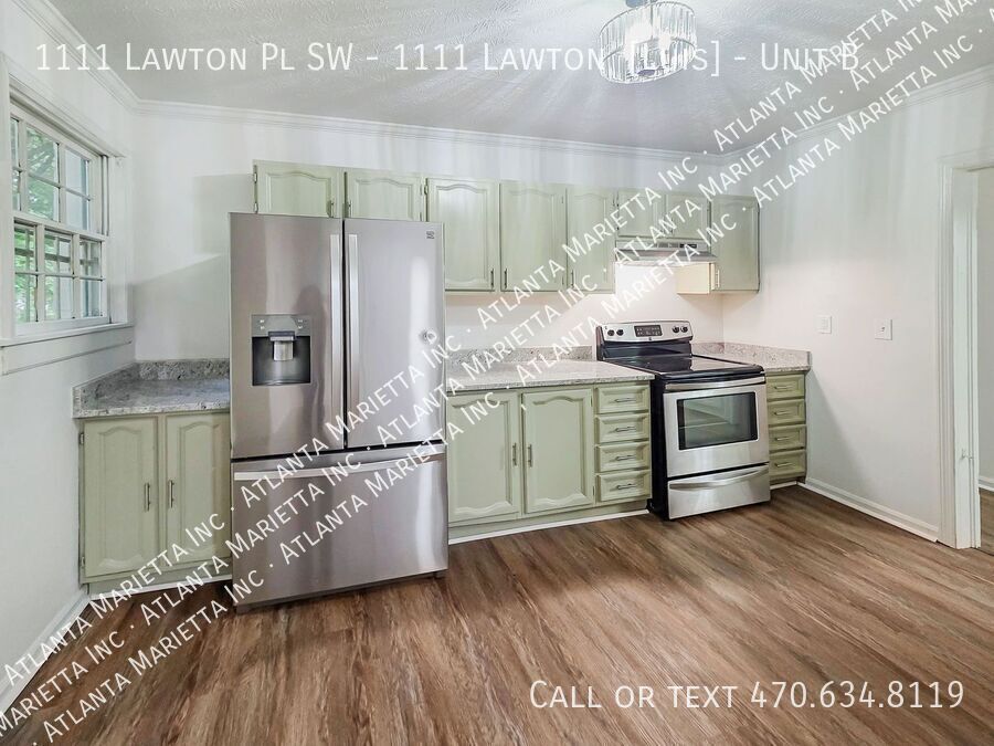 Updated 2-Bedroom Duplex with Modern Finishes in Atlanta’s West End - Housing Vouchers Accepted property image