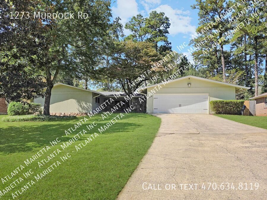 Stunning East Cobb Ranch in Top Walton High School District property image