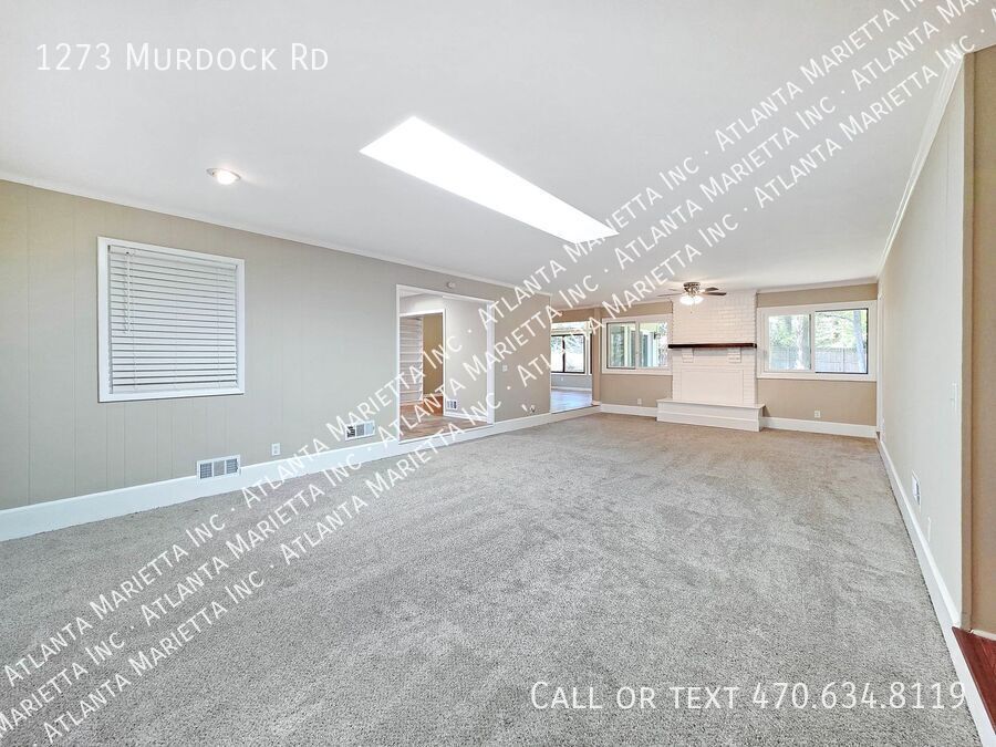 Stunning East Cobb Ranch in Top Walton High School District property image