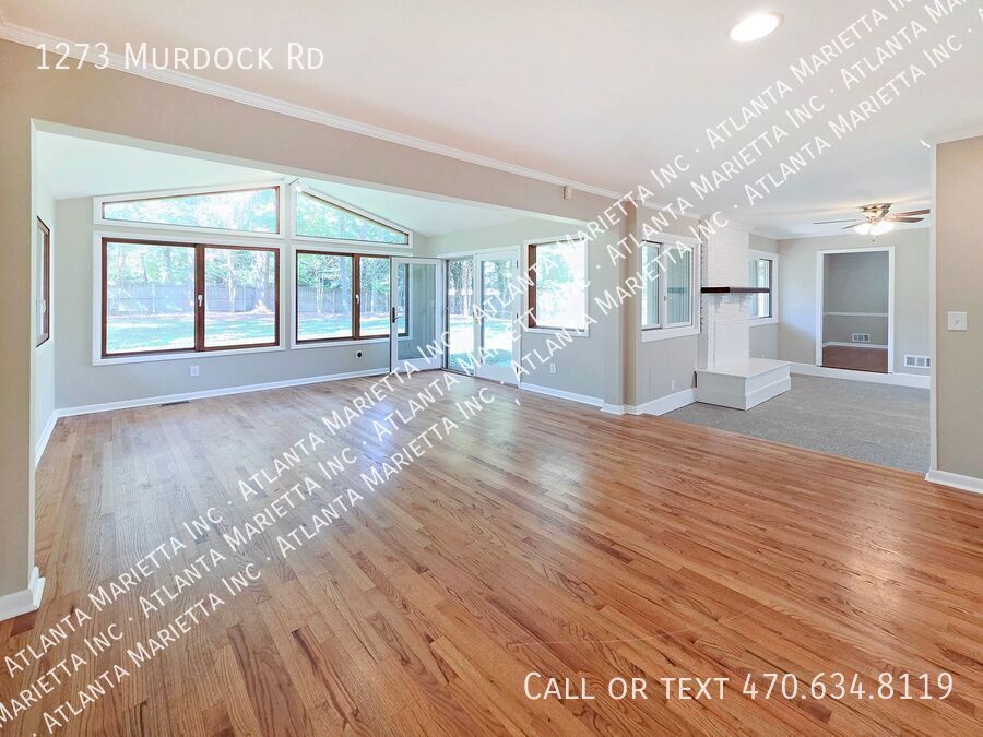 Stunning East Cobb Ranch in Top Walton High School District property image