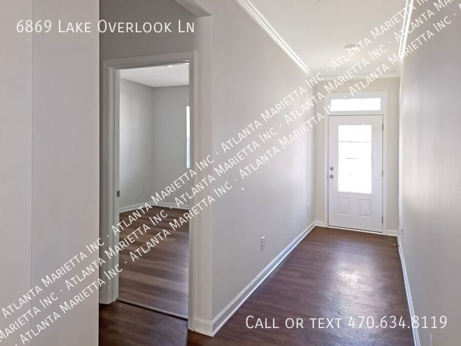 5-Bedroom Craftsman in Sterling on the Lake with Resort-Style Amenities property image