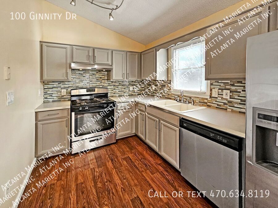 Charming 3 Bed, 2 Bath Home in Douglasville, GA property image