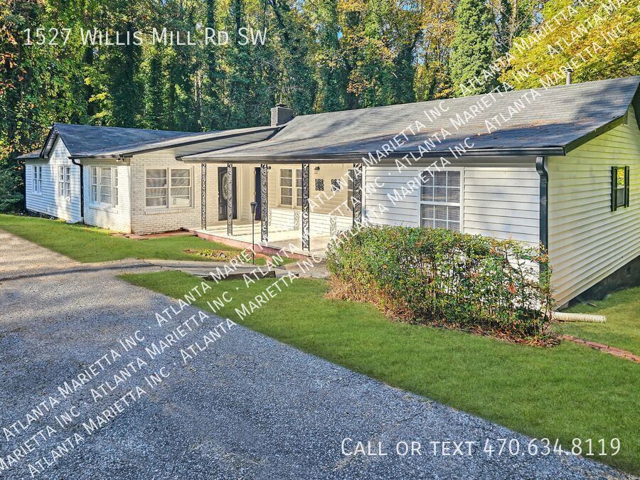 Charming 4-Bedroom, 3-Bath Ranch on Spacious Lot in Prime Atlanta Location property image