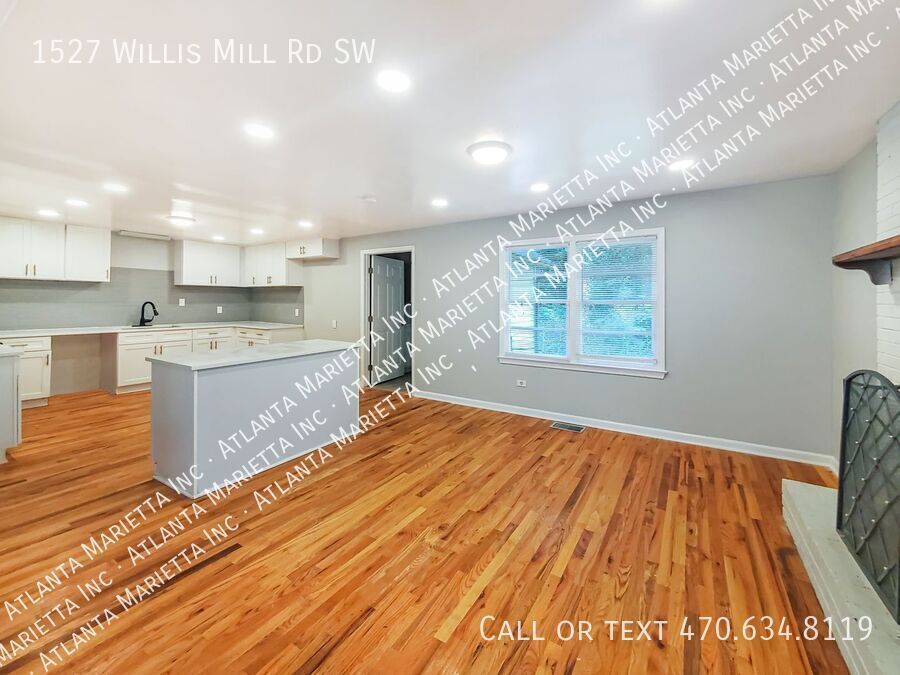 Charming 4-Bedroom, 3-Bath Ranch on Spacious Lot in Prime Atlanta Location property image