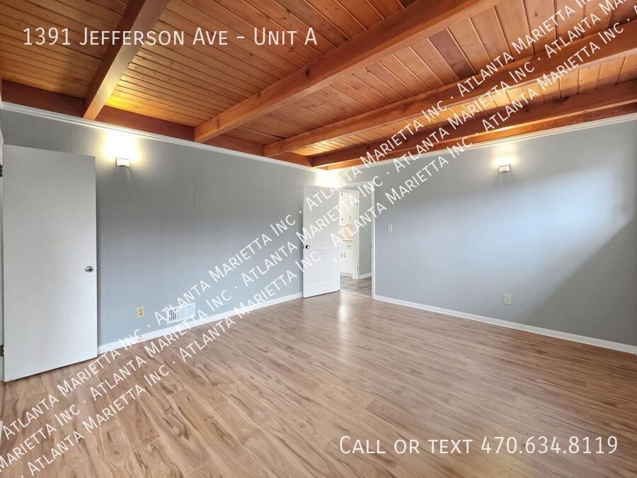 Charming East Point Duplex with Modern Updates & Private Yard property image