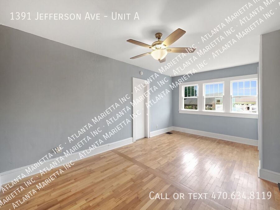 Charming East Point Duplex with Modern Updates & Private Yard property image