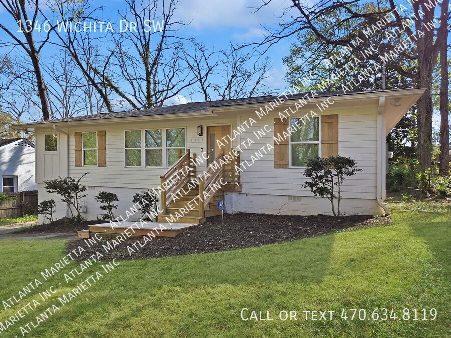 COMING SOON! Gorgeous 3 Bedroom 2 Bath ranch in Venetian Hills property image