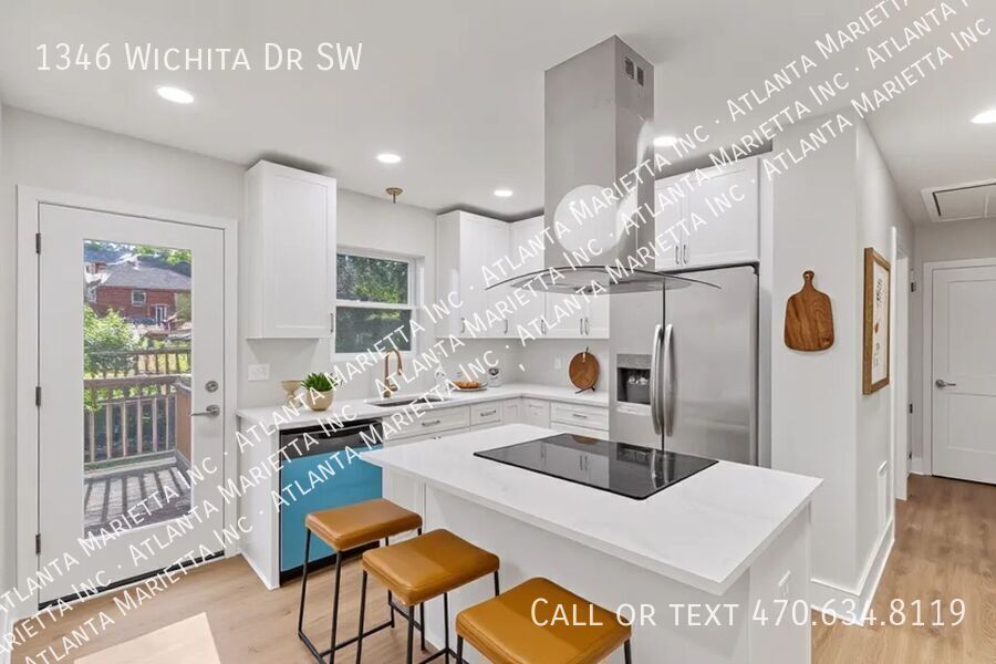 COMING SOON! Gorgeous 3 Bedroom 2 Bath ranch in Venetian Hills property image