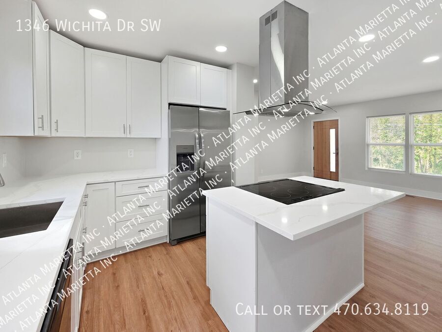 COMING SOON! Gorgeous 3 Bedroom 2 Bath ranch in Venetian Hills property image