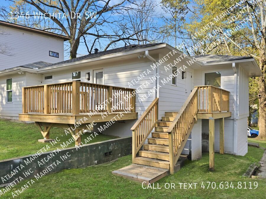 COMING SOON! Gorgeous 3 Bedroom 2 Bath ranch in Venetian Hills property image