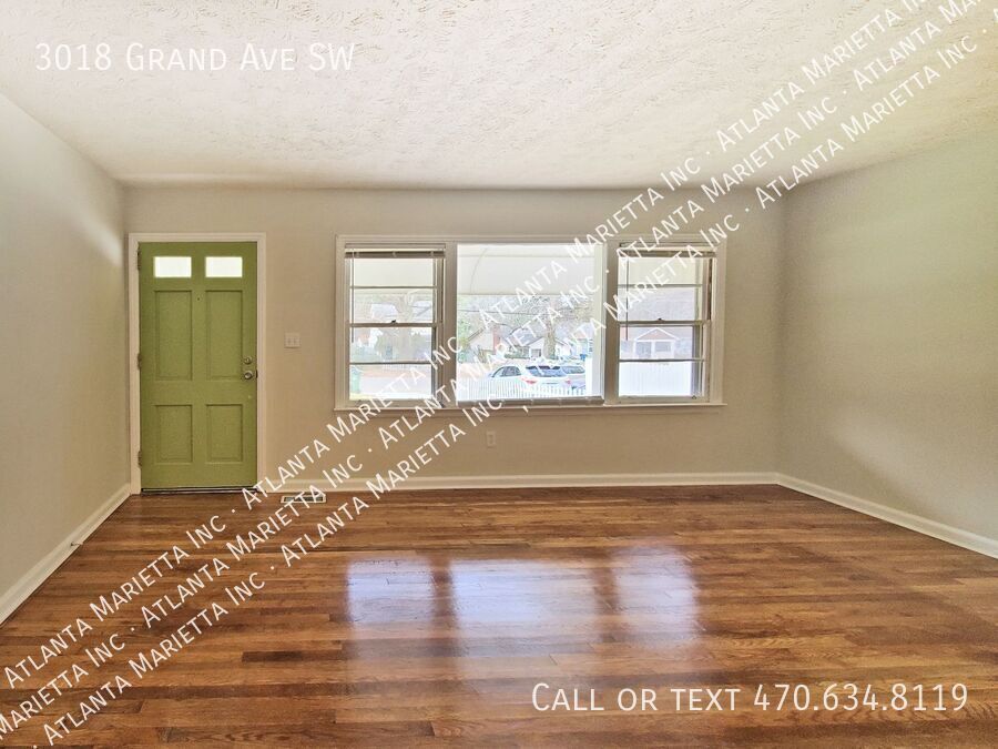 COMING SOON! Cutest 2/1 Bungalow in Hapeville - Housing Vouchers Accepted property image
