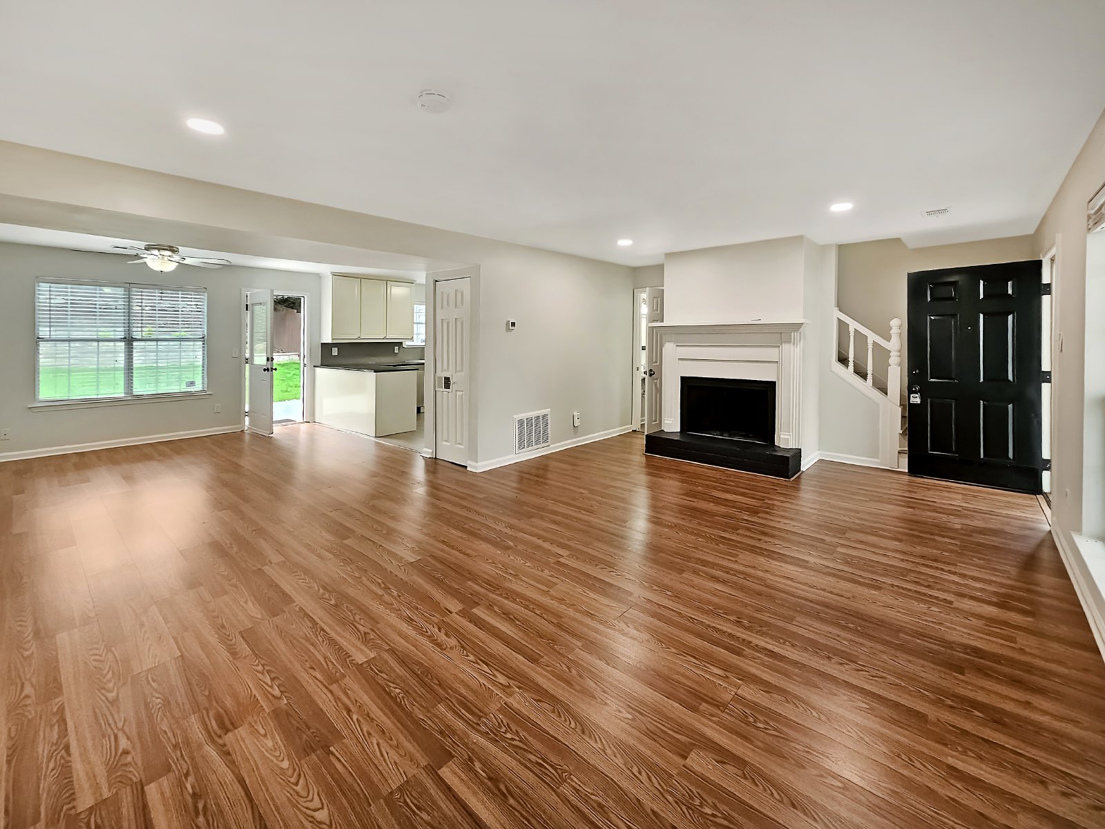 COMING SOON: Beautifully Updated 2/2.5 Townhome Near Truist Park property image
