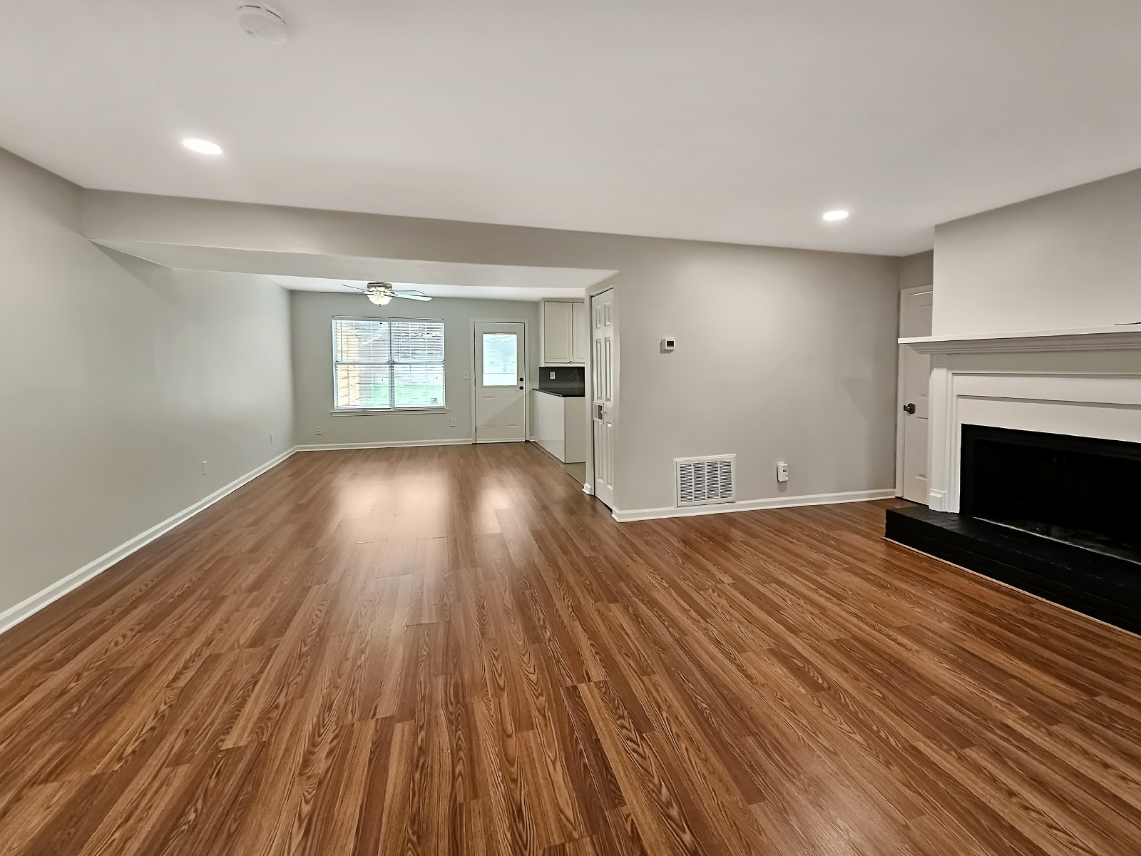 COMING SOON: Beautifully Updated 2/2.5 Townhome Near Truist Park property image