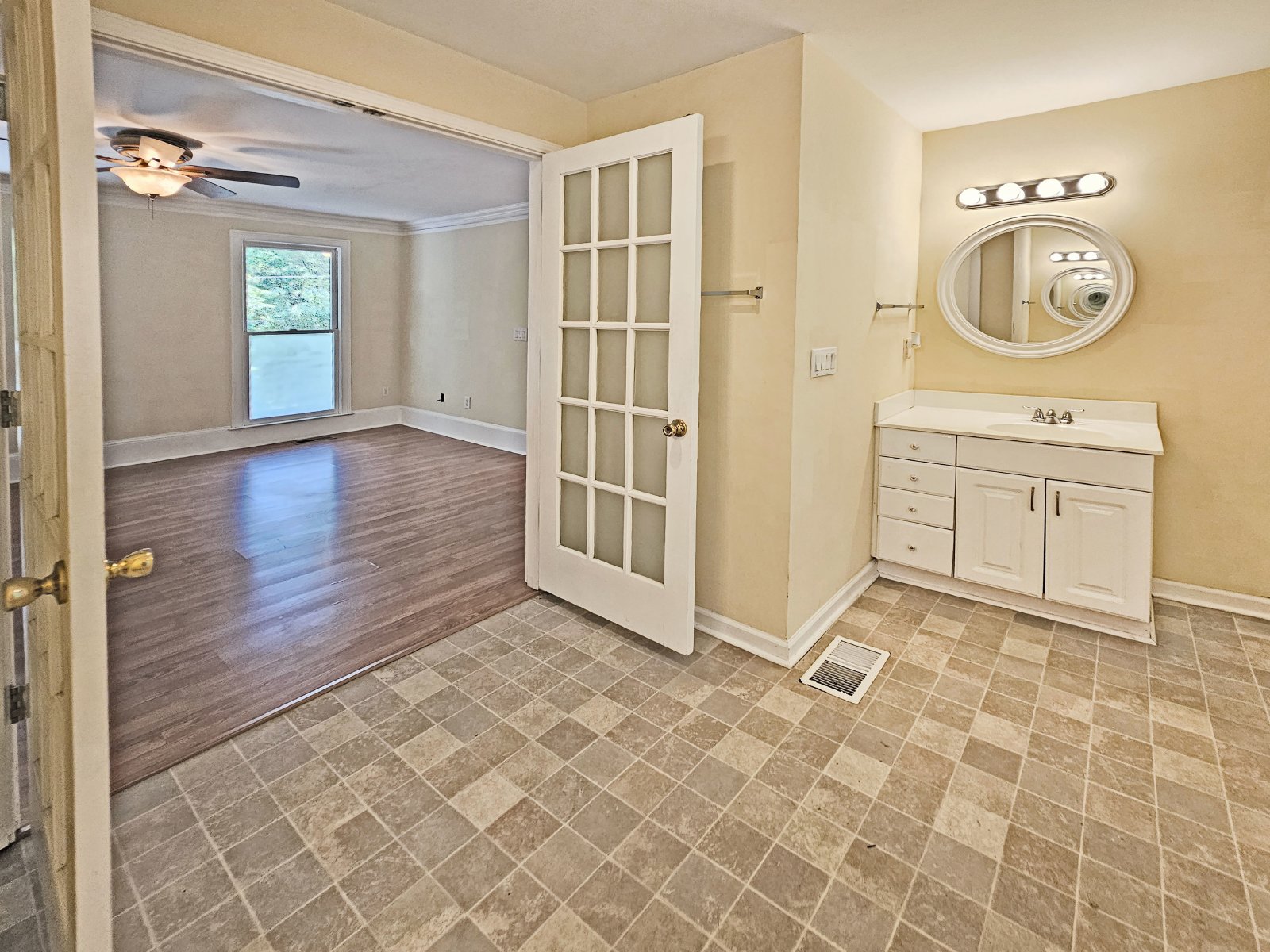 COMING SOON: Spacious East Cobb Cape Cod with Main-Level Primary Suite & 3-Car Garage property image