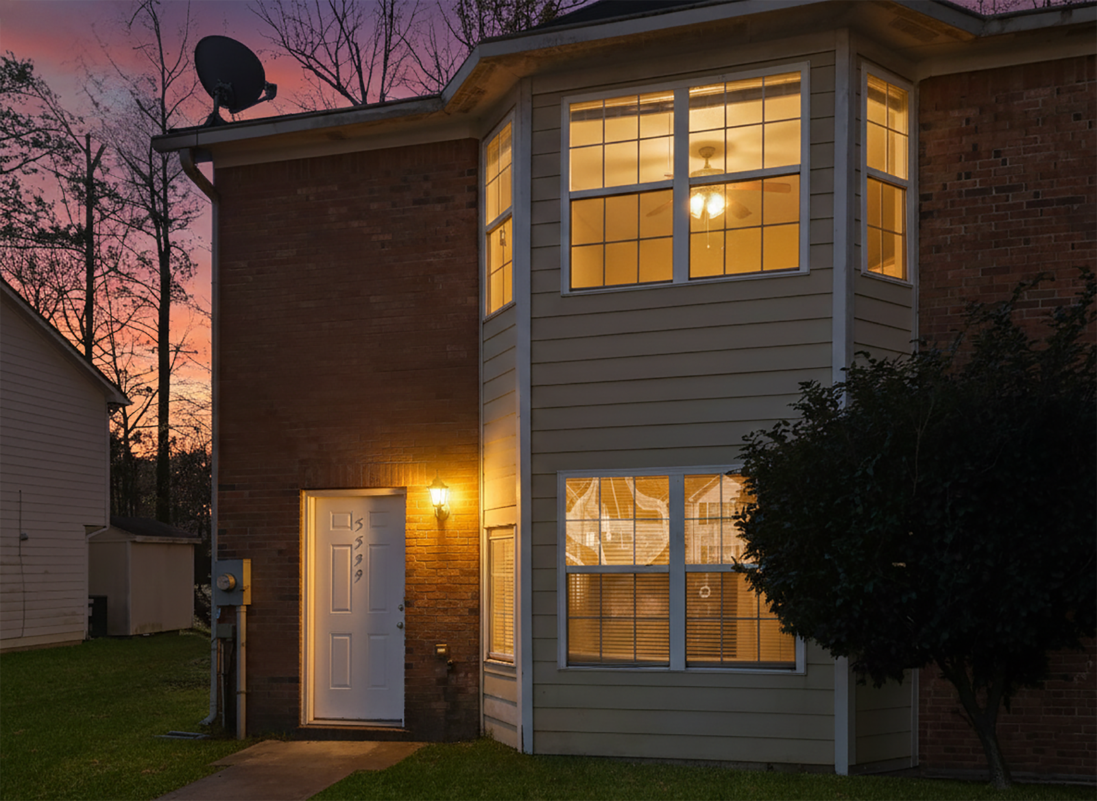 Updated 3BR Townhome Minutes from I-75, Airport & Downtown Atlanta property image