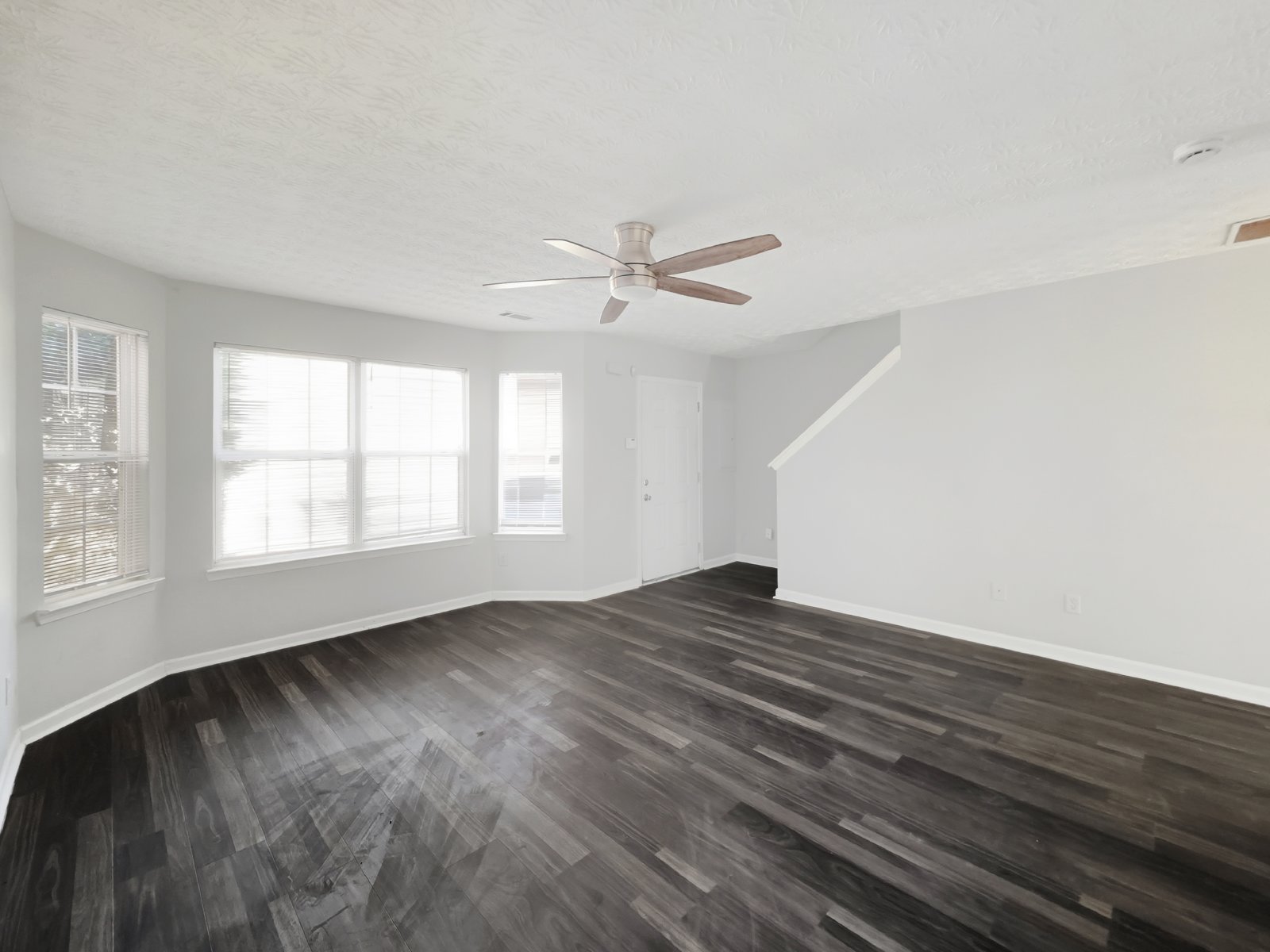 Updated 3BR Townhome Minutes from I-75, Airport & Downtown Atlanta property image
