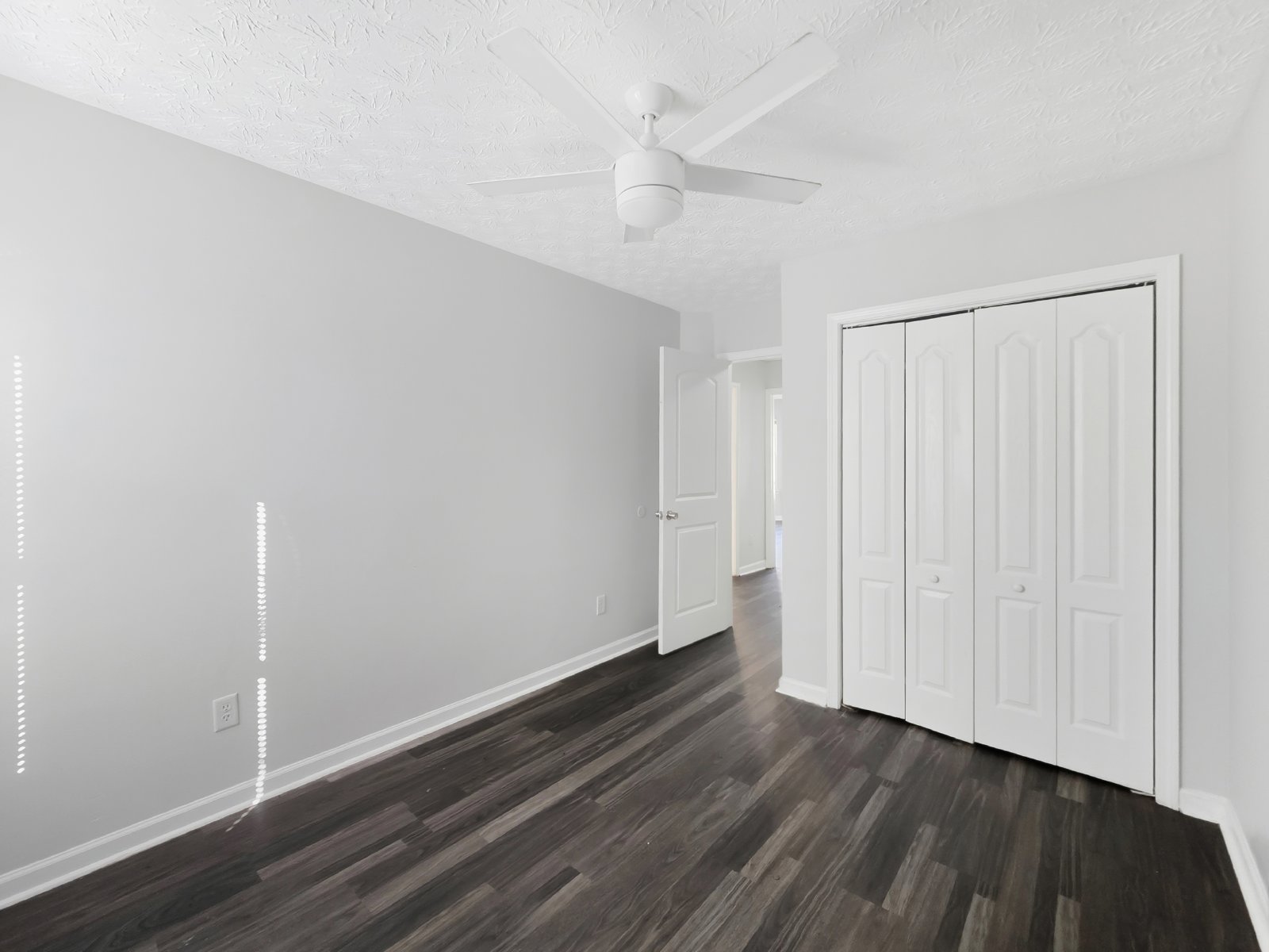 Updated 3BR Townhome Minutes from I-75, Airport & Downtown Atlanta property image